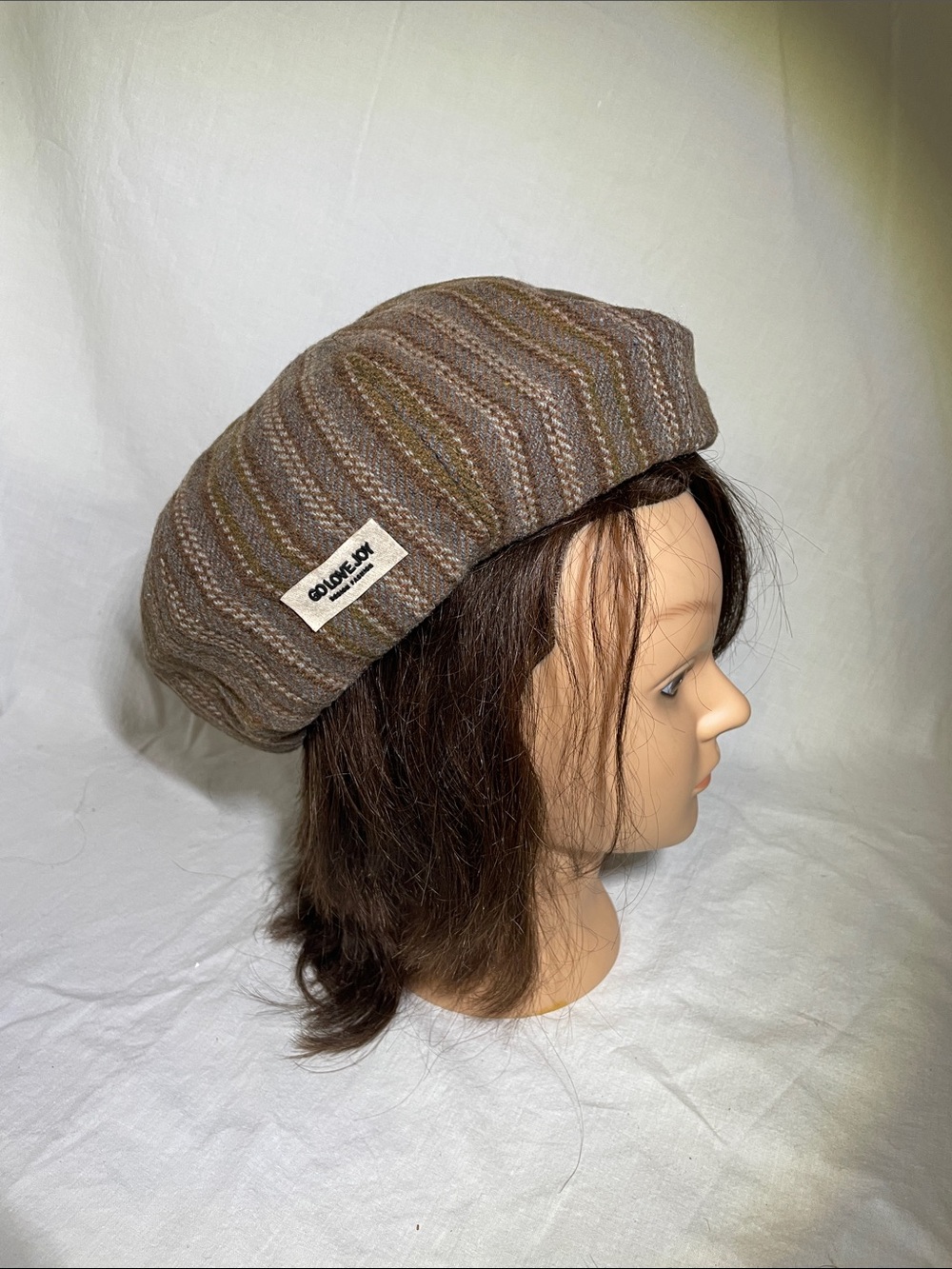 Striped Brown Knit Beret with Cute Patch